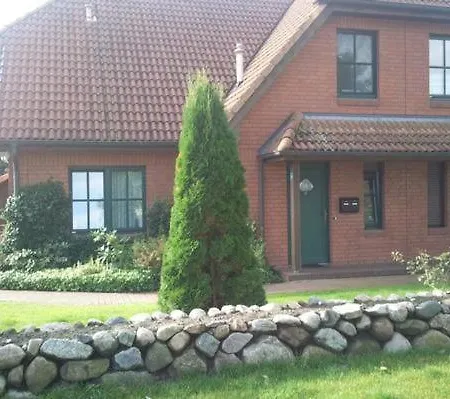 Ilka In Buesum Mit Garten